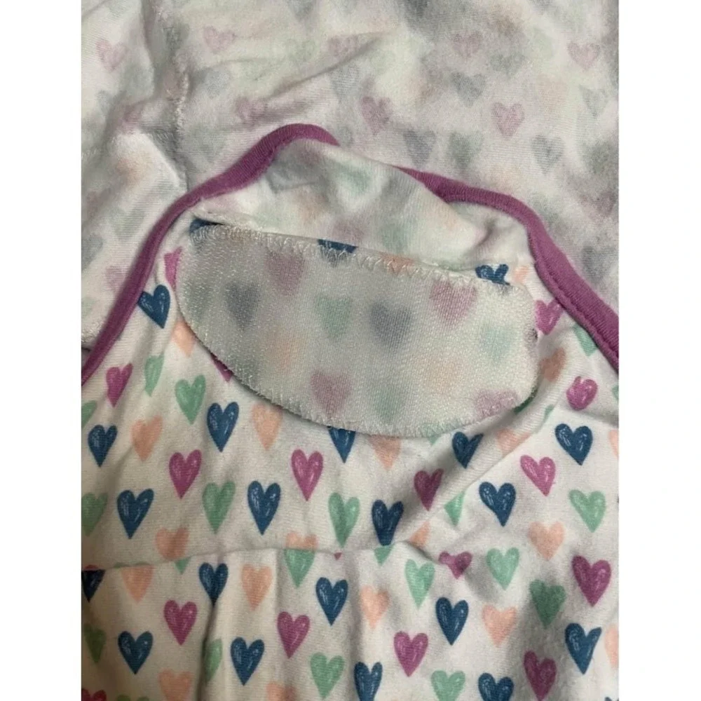 Swaddle me baby‎ swaddle Velcro closure hearts small medium
